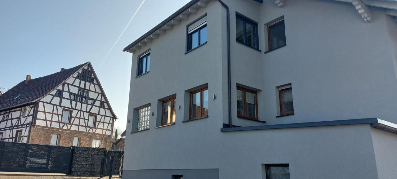 Grosse Tolle 4 Zimmer Ferienwohnung Im Herzen Des Odenwaldes Moerlenbach Luaran gambar