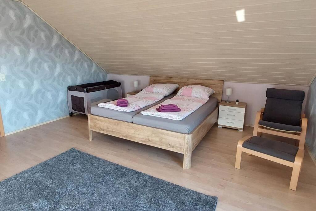 Grosse Tolle 4 Zimmer Ferienwohnung Im Herzen Des Odenwaldes Moerlenbach Luaran gambar