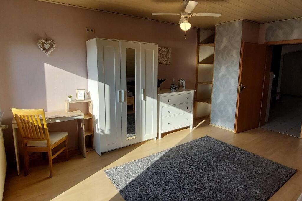 Grosse Tolle 4 Zimmer Ferienwohnung Im Herzen Des Odenwaldes Moerlenbach Luaran gambar