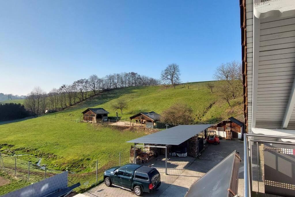 Grosse Tolle 4 Zimmer Ferienwohnung Im Herzen Des Odenwaldes Moerlenbach Luaran gambar