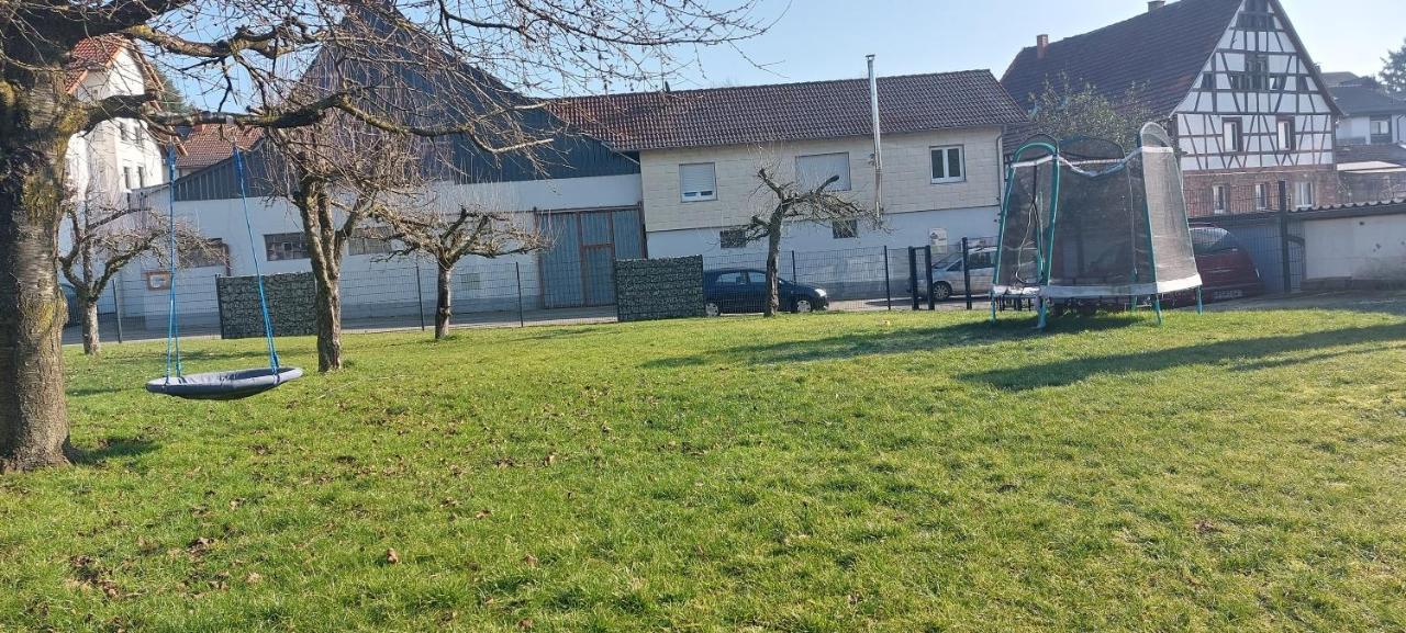 Grosse Tolle 4 Zimmer Ferienwohnung Im Herzen Des Odenwaldes Moerlenbach Luaran gambar