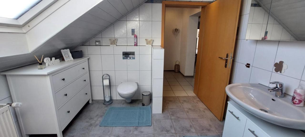 Grosse Tolle 4 Zimmer Ferienwohnung Im Herzen Des Odenwaldes Moerlenbach Luaran gambar